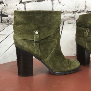 Franco Sarto Green Suede Boots, size 9